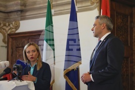 Австрия - Карл Нехамер - Джорджа Мелони - пресконференция - Европейски форум Вахау