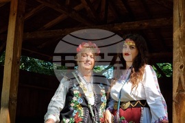 Село Генерал Инзово - Седми фестивал на народната носия "Модата се мени, фолклорът остава"