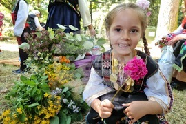 Село Генерал Инзово - Седми фестивал на народната носия "Модата се мени, фолклорът остава"