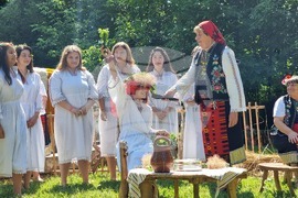 Село Генерал Инзово - Седми фестивал на народната носия "Модата се мени, фолклорът остава"