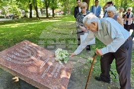 Шумен - паметна плоча - спасяването на българските евреи