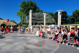 Варна - жени - хоро - домашно насилие