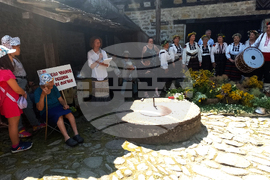 Габрово - Етъра - Еньовден