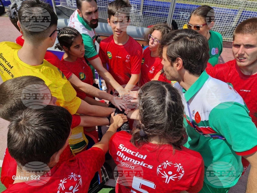 Bulgarian Field Hockey Team Takes Silver at Special Olympics World Summer Games Berlin 2023