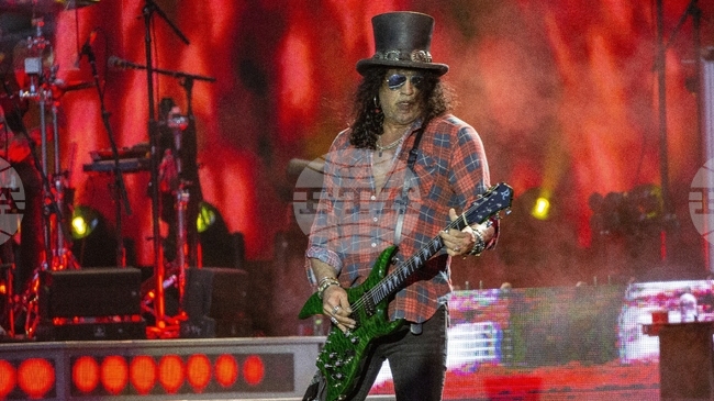 Неизвестен досега вид змия е кръстен на китариста на Guns N' Roses Слаш
