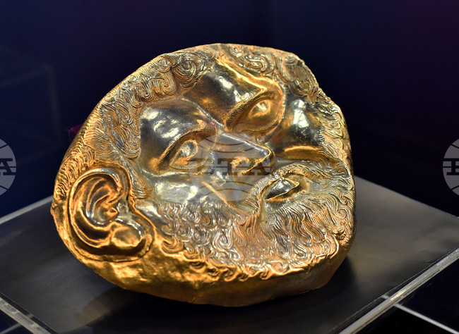 Exhibition in Kazanlak to Show Original Golden Mask from Svetitsa Thracian Mound 