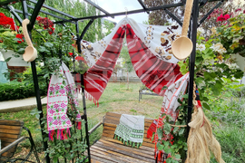 Румъния - църква - празник