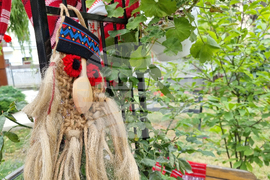 Румъния - църква - празник