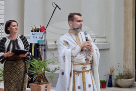 Румъния - църква - празник