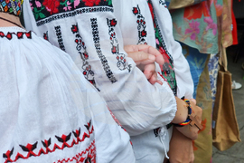 Румъния - църква - празник