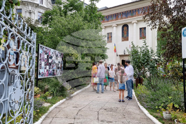 Румъния - църква - празник