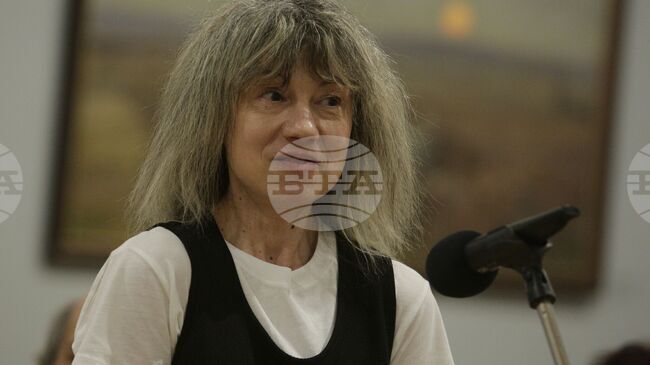 Мисията на „Литературен вестник“ е да отстоява високата литература и култура, каза за БТА проф. Амелия Личева, главен редактор на изданието