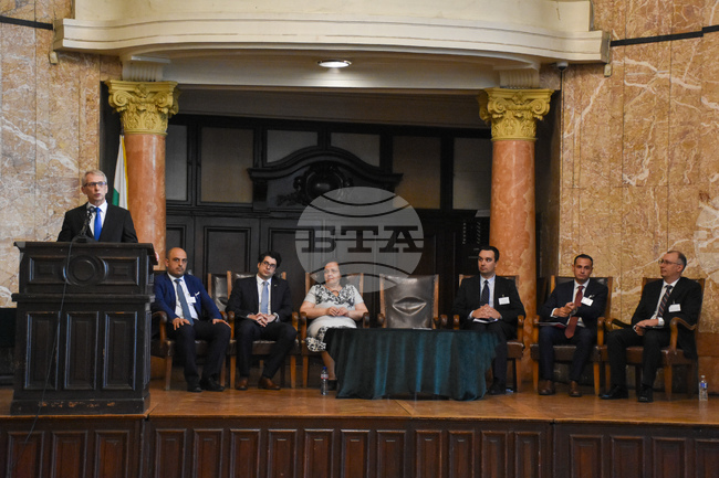 Съвет за икономически анализи - годишна конференция - Николай Денков