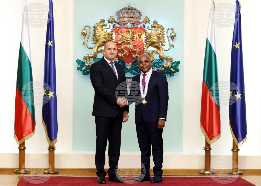 Румен Радев - Табо Тахе - награждаване