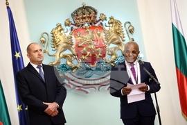 Румен Радев - Табо Тахе - награждаване