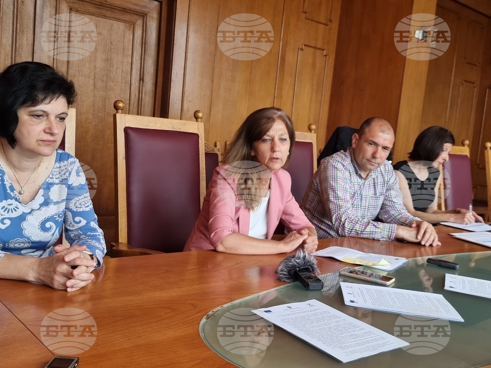 Четири нови центъра за хора с умствена изостаналост са изградени в село Церова кория с европейски средства