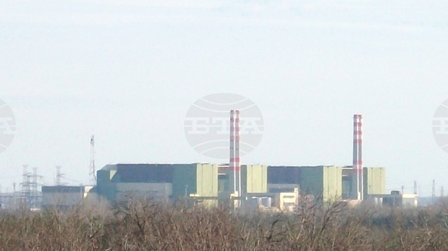 Унгарското правителство временно освободи АЕЦ „Пакш“ от изискванията за охлаждащата вода
