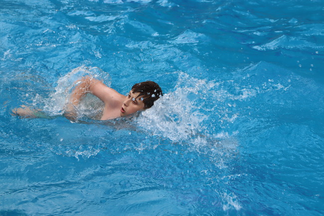 Община Хасково: Плуване