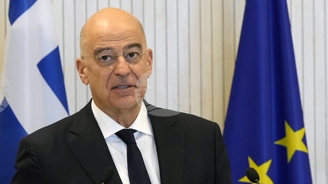 Гръцкият министър на отбраната Никос Дендиас ще се срещне с делегация от американски сенатори днес