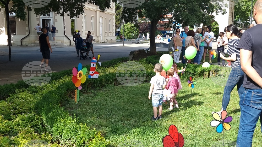 Плевен - фестивал "Шарено петле" - куклено изкуство