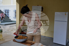 Бургас - етнографски музей - Мария Шнитер - кулинарна демонстрация