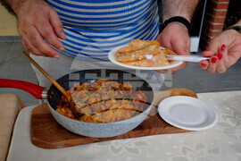 Бургас - етнографски музей - Мария Шнитер - кулинарна демонстрация