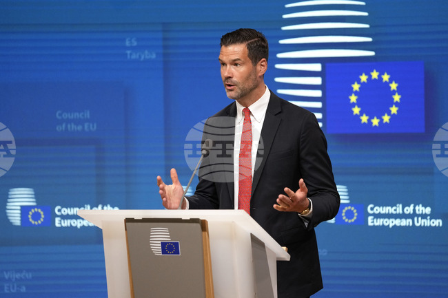 Швеция ще затегне изискванията за придобиване на гражданство на фона на натиска за ограничаване на имиграцията