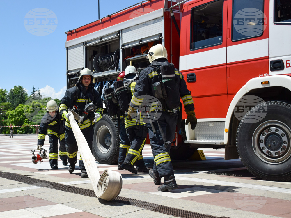 Благоевград - Общинска администрация - учение - пожар