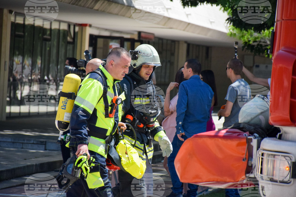 Благоевград - Общинска администрация - учение - пожар