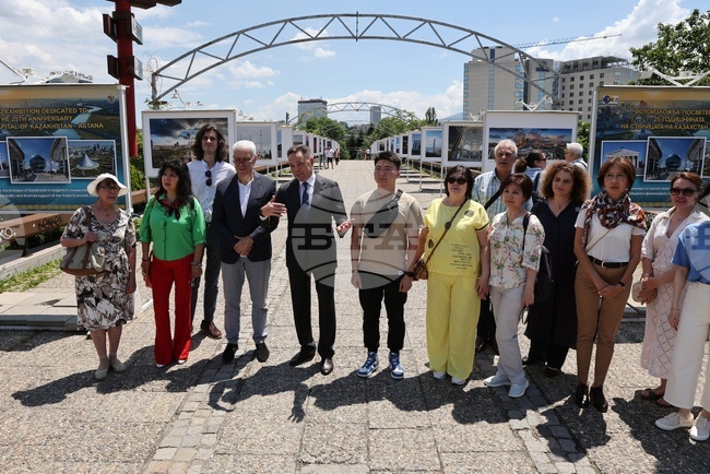 Фотоизложба - Казахстан - столица - годишнина