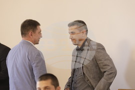 Парламент - Комисия по правни въпроси