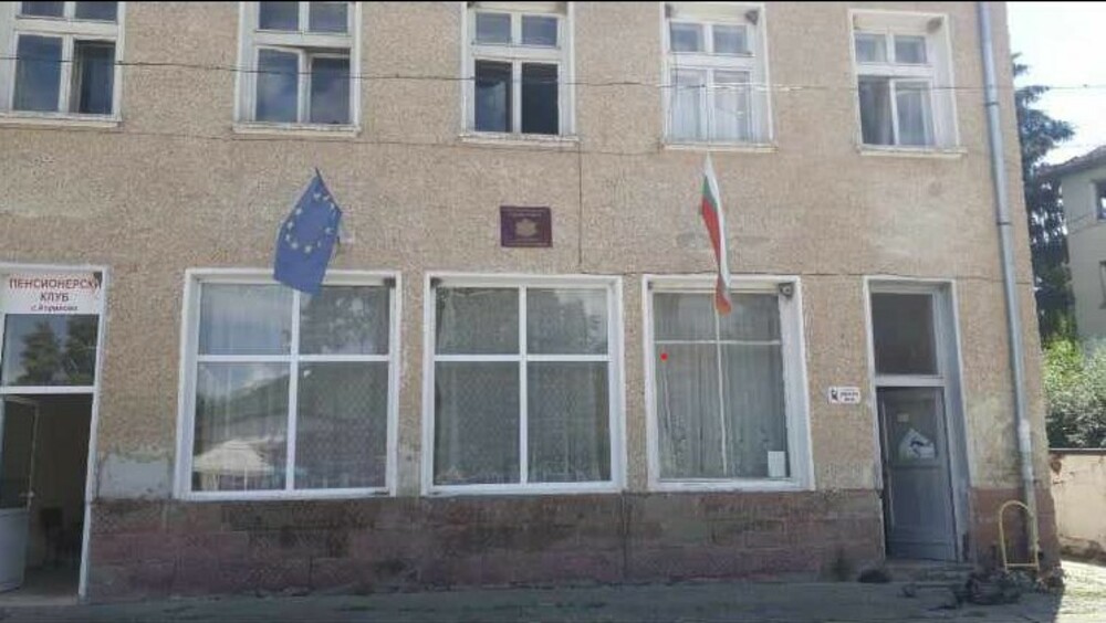 Възможности за разрешаване на проблемите с водоснабдяването на селата Голямо ново и Априлово са обсъдени на среща с областния управител на Търговище