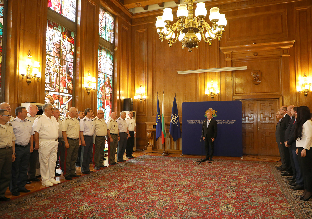 МО: Министърът на отбраната Тодор Тагарев представи приоритетните области за планиране на отбраната и развитието на въоръжените сили