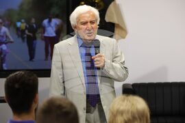 Бургас - Теодосий Теодосиев - среща