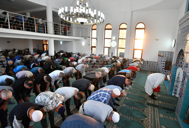 Prime Minister Greets Bulgarian Muslims on Kurban Bayram