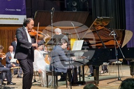 Варна - музикален фестивал "Варненско лято" - Камерен оркестър "Ференц Лист" - концерт