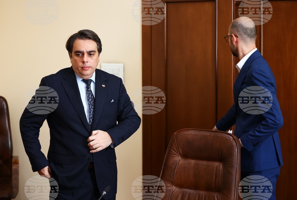 МФ - Асен Василев - Държавен бюджет 2023 - проект - представяне