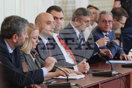 Народно събрание - ГЕРБ-СДС – „Продължаваме Промяната-Демократична България" - ДПС - среща