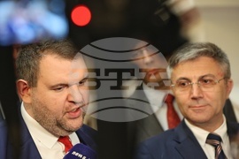 Народно събрание - ГЕРБ-СДС – „Продължаваме Промяната-Демократична България" - ДПС - среща - брифинг