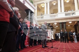 Парламент - Кръводарителска акция - откриване