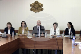 МОН - екип - представяне