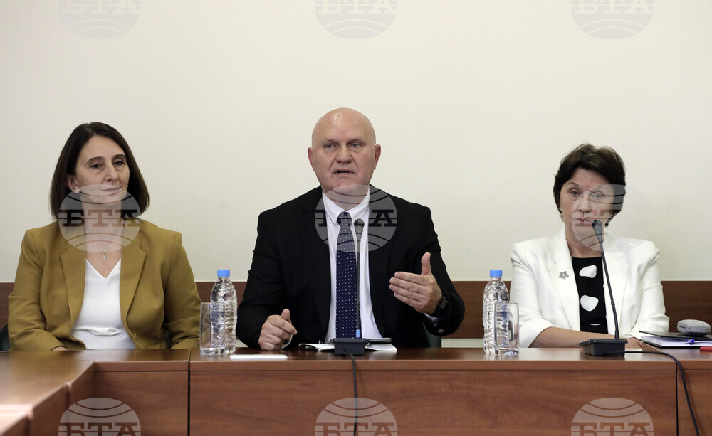 МОН - екип - представяне