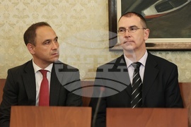 Парламент - Комисия по икономическа политика и иновации - заседание