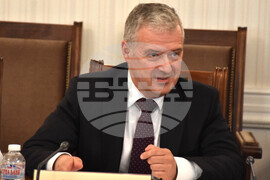 Парламент - Комисия по външна политика - Иван Кондов