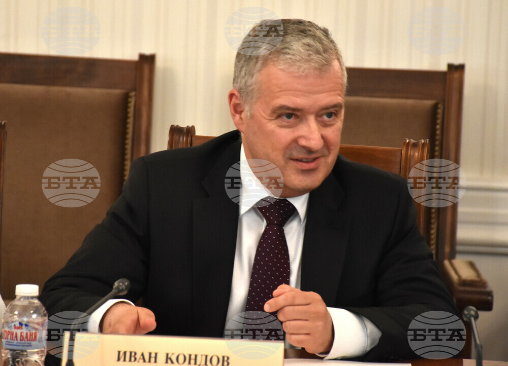 Парламент - Комисия по външна политика - Иван Кондов