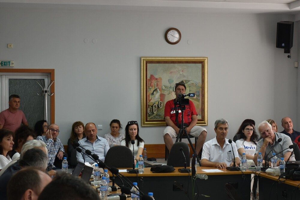 Общинските съветници в Ловеч определиха статута на четири училища и три детски градини