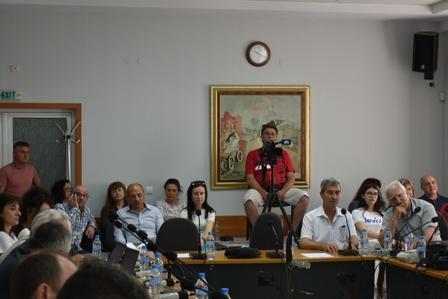 Общинските съветници в Ловеч определиха статута на четири училища и три детски градини