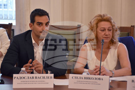 Парламент - Комисията по регионална политика, благоустройство и местно самоуправление