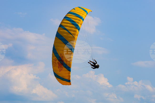 Бургас - морска градина - полет с парапланер