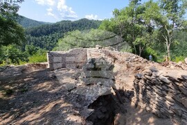 Село Храстово - крепост - разкопки